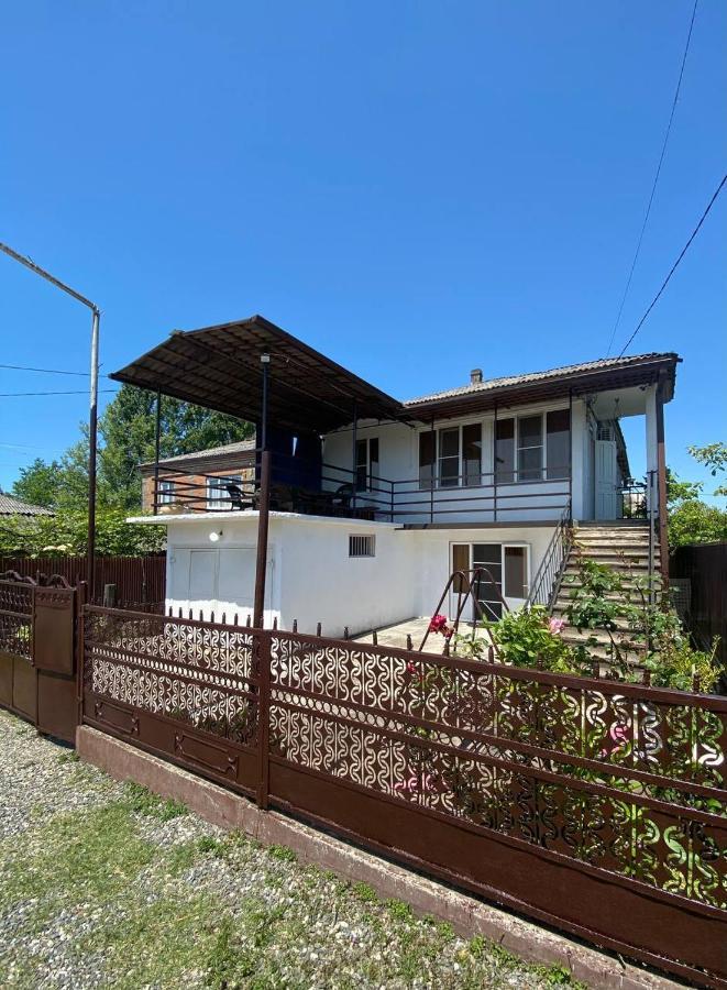 Мир Ochamchira Exterior foto